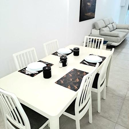 סליאמה Shanti Holiday Apartment מראה חיצוני תמונה